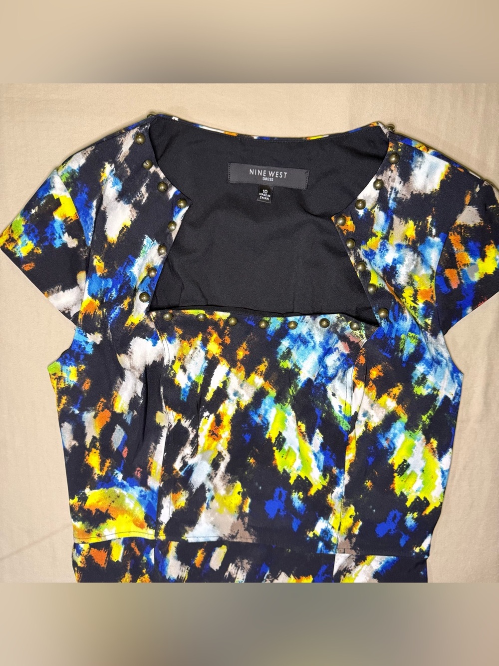 Nine West Abstract Print Stud Detail Dress Size 10 - Picture 6 of 11